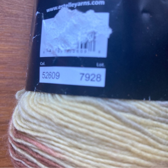 ESTELLE Sockittome Bold Wool Nylon Sock Yarn NWT - Picture 3 of 3